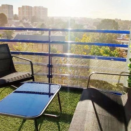 T4 Massy Tgv By Beds4Wanderlust - 80M2 Avec Terrasse Et Bureau - Proche Coulee Verte - Ideal Pro Ou Famille エクステリア 写真